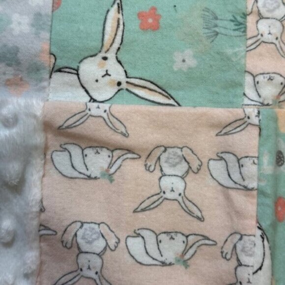 Handmade Quilt Multi Small Bunny Blocks 29”x30” Green/White Baby Nursery - Picture 4 of 7